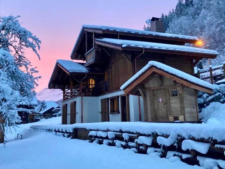 Chalet Mitch 莫尔济讷 外观 照片